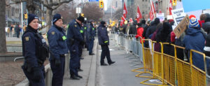 guards-demonstrators